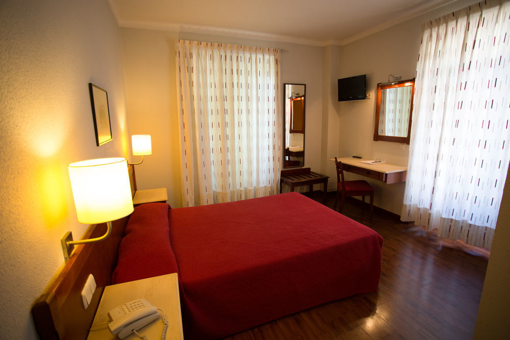 Hotel Solaris Сетубал Екстериор снимка